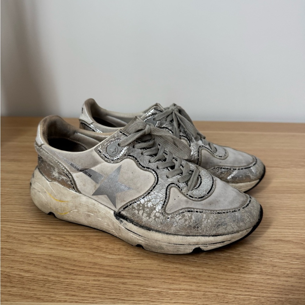 GOLDEN GOOSE Gray and Silver Star Sneakers